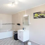 Grand Proche Ch Apartment *