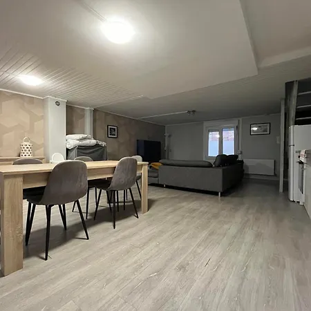 Grand Proche Ch Apartment *