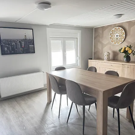 Grand Proche Ch Apartment